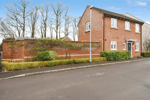 Bluebell Way, Durrington, SP4 8FH