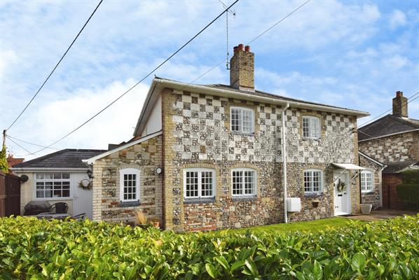 Flower Lane, Amesbury, SP4 7HE