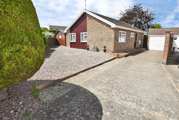 Heyford Close, Amesbury, SP4 7QU