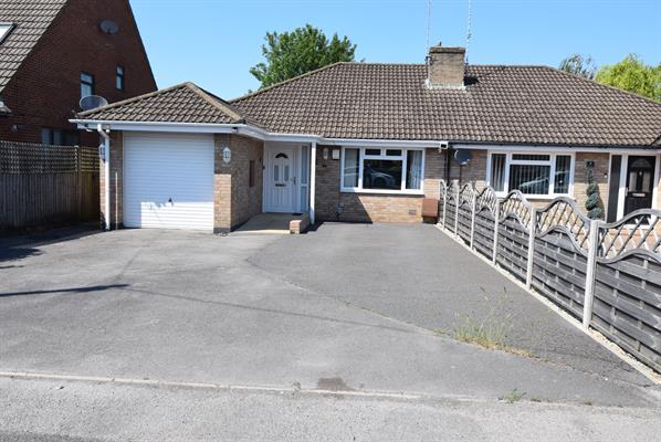 Poores Road, Durrington, SP4 8HF