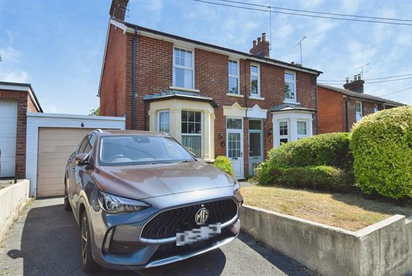 Bulford Hill, Durrington, SP4 8DW