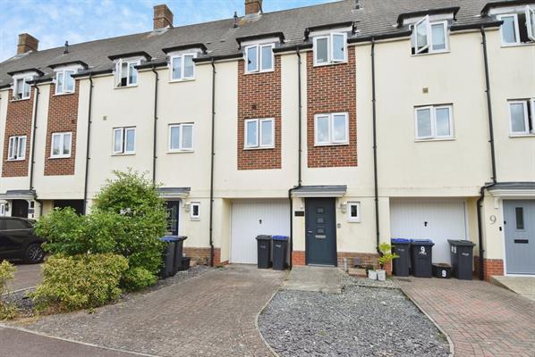 Kilford Close, Amesbury, SP4 7XS