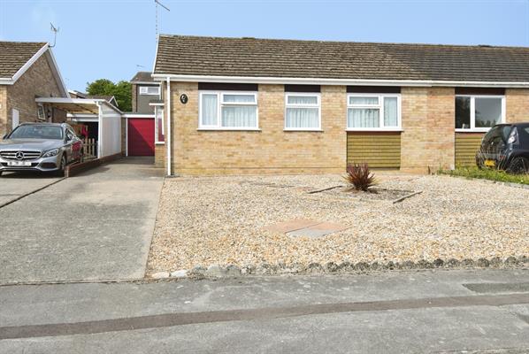 Thurlow Close, Amesbury, SP4 7QG
