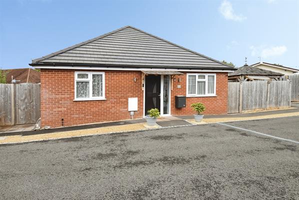 Porton Road, Amesbury, SP4 7LL